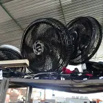 LOTE 167 - 01 LUMINÁRIA, 01 ASPIRADOR DE PÓ E VÁRIOS VENTILADORES MARCAS E MODELOS DIVERSOS. (NO ESTADO) ATENÇÃO! FAZER A VISITAÇÃO ANTES DE ARREMATAR, NÃO SABEMOS SE FUNCIONA. LEILÃO NÃO TEM GARANTIA E NEM DEVOLUÇÃO, SUJEITO A POSSÍVEIS AVARIAS VISÍVEIS/OCULTAS E/OU AUSÊNCIA DE COMPONENTES.