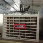 LOTE 227 - 01 AR-CONDICIONADO DE EMBUTIR E 01 VENTILADOR. (NO ESTADO) ATENÇÃO! FAZER A VISITAÇÃO ANTES DE ARREMATAR, NÃO SABEMOS SE FUNCIONA. LEILÃO NÃO TEM GARANTIA E NEM DEVOLUÇÃO, SUJEITO A POSSÍVEIS AVARIAS VISÍVEIS/OCULTAS E/OU AUSÊNCIA DE COMPONENTES.