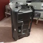 LOTE 205 - 01 CAIXA DE SOM AMPLIFICADA MARCA TRC. (NO ESTADO) ATENÇÃO! FAZER A VISITAÇÃO ANTES DE ARREMATAR, NÃO SABEMOS SE FUNCIONA. LEILÃO NÃO TEM GARANTIA E NEM DEVOLUÇÃO, SUJEITO A POSSÍVEIS AVARIAS VISÍVEIS/OCULTAS E/OU AUSÊNCIA DE COMPONENTES.