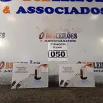 LOTE 050 - 01 DISPENSE DE ÁGUA AUTOMÁTICO. (NO ESTADO) ATENÇÃO! FAZER A VISITAÇÃO ANTES DE ARREMATAR, NÃO SABEMOS SE FUNCIONA. LEILÃO NÃO TEM GARANTIA E NEM DEVOLUÇÃO, SUJEITO A POSSÍVEIS AVARIAS VISÍVEIS/OCULTAS E/OU AUSÊNCIA DE COMPONENTES.