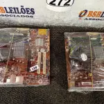 LOTE 272 - 02 PLACAS MÃE MARCAS E MODELOS DIVERSOS. (NO ESTADO) ATENÇÃO! FAZER A VISITAÇÃO ANTES DE ARREMATAR, NÃO SABEMOS SE FUNCIONA. LEILÃO NÃO TEM GARANTIA E NEM DEVOLUÇÃO, SUJEITO A POSSÍVEIS AVARIAS VISÍVEIS/OCULTAS E/OU AUSÊNCIA DE COMPONENTES.