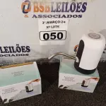 LOTE 050 - 01 DISPENSE DE ÁGUA AUTOMÁTICO. (NO ESTADO) ATENÇÃO! FAZER A VISITAÇÃO ANTES DE ARREMATAR, NÃO SABEMOS SE FUNCIONA. LEILÃO NÃO TEM GARANTIA E NEM DEVOLUÇÃO, SUJEITO A POSSÍVEIS AVARIAS VISÍVEIS/OCULTAS E/OU AUSÊNCIA DE COMPONENTES.