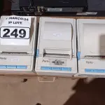 LOTE 249 - 03 IMPRESSORAS DE CUPOM. (NO ESTADO) ATENÇÃO! FAZER A VISITAÇÃO ANTES DE ARREMATAR, NÃO SABEMOS SE FUNCIONA. LEILÃO NÃO TEM GARANTIA E NEM DEVOLUÇÃO, SUJEITO A POSSÍVEIS AVARIAS VISÍVEIS/OCULTAS E/OU AUSÊNCIA DE COMPONENTES.