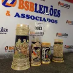 LOTE 083 - 01 LOTE COM OBJETOS DECORATIVOS DIVERSOS. (NO ESTADO) ATENÇÃO! FAZER A VISITAÇÃO ANTES DE ARREMATAR, NÃO SABEMOS SE FUNCIONA. LEILÃO NÃO TEM GARANTIA E NEM DEVOLUÇÃO, SUJEITO A POSSÍVEIS AVARIAS VISÍVEIS/OCULTAS E/OU AUSÊNCIA DE COMPONENTES.