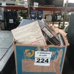 LOTE 224 - 01 LOTE COM VÁRIOS LIVROS DVD’S E FITAS CASSETE DE CURSOS DE IDIOMAS. (NO ESTADO) ATENÇÃO! FAZER A VISITAÇÃO ANTES DE ARREMATAR, NÃO SABEMOS SE FUNCIONA. LEILÃO NÃO TEM GARANTIA E NEM DEVOLUÇÃO, SUJEITO A POSSÍVEIS AVARIAS VISÍVEIS/OCULTAS E/OU AUSÊNCIA DE COMPONENTES.
