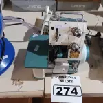 LOTE 274 - 01 MÁQUINA DE COSTURA COM MOTOR. (NO ESTADO) ATENÇÃO! FAZER A VISITAÇÃO ANTES DE ARREMATAR, NÃO SABEMOS SE FUNCIONA. LEILÃO NÃO TEM GARANTIA E NEM DEVOLUÇÃO, SUJEITO A POSSÍVEIS AVARIAS VISÍVEIS/OCULTAS E/OU AUSÊNCIA DE COMPONENTES.