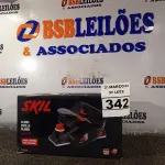 LOTE 342 - 01 PLAINA 3.14, MODELO1555 DE 550W DE POTÊNCIA E 220V MARCA SKIL. (NO ESTADO) ATENÇÃO! FAZER A VISITAÇÃO ANTES DE ARREMATAR, NÃO SABEMOS SE FUNCIONA. LEILÃO NÃO TEM GARANTIA E NEM DEVOLUÇÃO, SUJEITO A POSSÍVEIS AVARIAS VISÍVEIS/OCULTAS E/OU AUSÊNCIA DE COMPONENTES.