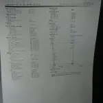 LOTE 021 - 04 MULTIFUNCIONAL MONO LASER_KYOCERA TASKALFA 3010I + GRAMPEADOR 50 FLS + GABINETE COM RODAS (NO ESTADO)