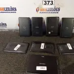 LOTE 373 - 08 TABLETS MARCAS E MODELOS DIVERSOS PARA RETIRADA DE PEÇAS.  (NO ESTADO) ATENÇÃO! FAZER A VISITAÇÃO ANTES DE ARREMATAR, NÃO SABEMOS SE FUNCIONA. LEILÃO NÃO TEM GARANTIA E NEM DEVOLUÇÃO, SUJEITO A POSSÍVEIS AVARIAS VISÍVEIS/OCULTAS E/OU AUSÊNCIA DE COMPONENTES.