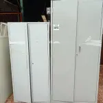 LOTE 473 - 02 ARMÁRIOS DE AÇO COM 02 PORTAS. (NO ESTADO) ATENÇÃO! FAZER A VISITAÇÃO ANTES DE ARREMATAR, NÃO SABEMOS SE FUNCIONA. LEILÃO NÃO TEM GARANTIA E NEM DEVOLUÇÃO, SUJEITO A POSSÍVEIS AVARIAS VISÍVEIS/OCULTAS E/OU AUSÊNCIA DE COMPONENTES.