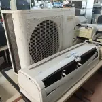 LOTE 409 - 01 AR-CONDICIONADO MARCA ELECTROLUX 18000BTU. (NO ESTADO) ATENÇÃO! FAZER A VISITAÇÃO ANTES DE ARREMATAR, NÃO SABEMOS SE FUNCIONA. LEILÃO NÃO TEM GARANTIA E NEM DEVOLUÇÃO, SUJEITO A POSSÍVEIS AVARIAS VISÍVEIS/OCULTAS E/OU AUSÊNCIA DE COMPONENTES.