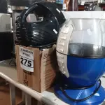LOTE 275 - 01 MOTOR PARA REFRIGERAÇÃO E UTENSÍLIOS DIVERSOS. (NO ESTADO) ATENÇÃO! FAZER A VISITAÇÃO ANTES DE ARREMATAR, NÃO SABEMOS SE FUNCIONA. LEILÃO NÃO TEM GARANTIA E NEM DEVOLUÇÃO, SUJEITO A POSSÍVEIS AVARIAS VISÍVEIS/OCULTAS E/OU AUSÊNCIA DE COMPONENTES.