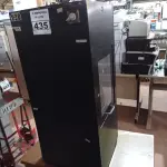 LOTE 435 - 01 FRAGMENTADORA DE PAPEL E 02 GAVETEIROS. (NO ESTADO) ATENÇÃO! FAZER A VISITAÇÃO ANTES DE ARREMATAR, NÃO SABEMOS SE FUNCIONA. LEILÃO NÃO TEM GARANTIA E NEM DEVOLUÇÃO, SUJEITO A POSSÍVEIS AVARIAS VISÍVEIS/OCULTAS E/OU AUSÊNCIA DE COMPONENTES.