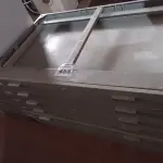 LOTE 455 - 01 MAPOTECA PARA PROJETOS. (NO ESTADO) ATENÇÃO! FAZER A VISITAÇÃO ANTES DE ARREMATAR, NÃO SABEMOS SE FUNCIONA. LEILÃO NÃO TEM GARANTIA E NEM DEVOLUÇÃO, SUJEITO A POSSÍVEIS AVARIAS VISÍVEIS/OCULTAS E/OU AUSÊNCIA DE COMPONENTES.