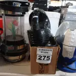 LOTE 275 - 01 MOTOR PARA REFRIGERAÇÃO E UTENSÍLIOS DIVERSOS. (NO ESTADO) ATENÇÃO! FAZER A VISITAÇÃO ANTES DE ARREMATAR, NÃO SABEMOS SE FUNCIONA. LEILÃO NÃO TEM GARANTIA E NEM DEVOLUÇÃO, SUJEITO A POSSÍVEIS AVARIAS VISÍVEIS/OCULTAS E/OU AUSÊNCIA DE COMPONENTES.