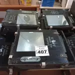 LOTE 407 - 07 REFLETORES. (NO ESTADO) ATENÇÃO! FAZER A VISITAÇÃO ANTES DE ARREMATAR, NÃO SABEMOS SE FUNCIONA. LEILÃO NÃO TEM GARANTIA E NEM DEVOLUÇÃO, SUJEITO A POSSÍVEIS AVARIAS VISÍVEIS/OCULTAS E/OU AUSÊNCIA DE COMPONENTES.