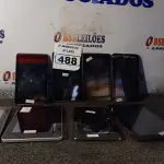 LOTE 488 - 08 TABLETS MARCAS E MODELOS DIVERSOS PARA RETIRADA DE PEÇAS. (NO ESTADO) ATENÇÃO! FAZER A VISITAÇÃO ANTES DE ARREMATAR, NÃO SABEMOS SE FUNCIONA. LEILÃO NÃO TEM GARANTIA E NEM DEVOLUÇÃO, SUJEITO A POSSÍVEIS AVARIAS VISÍVEIS/OCULTAS E/OU AUSÊNCIA DE COMPONENTES.