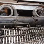 LOTE 306 - 01 MOTOR PARA MÁQUINA DE GELO. (NO ESTADO) ATENÇÃO! FAZER A VISITAÇÃO ANTES DE ARREMATAR, NÃO SABEMOS SE FUNCIONA. LEILÃO NÃO TEM GARANTIA E NEM DEVOLUÇÃO, SUJEITO A POSSÍVEIS AVARIAS VISÍVEIS/OCULTAS E/OU AUSÊNCIA DE COMPONENTES.