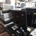 LOTE 399 - 07 MONITORES MARCAS E MODELOS DIVERSOS. (NO ESTADO) ATENÇÃO! FAZER A VISITAÇÃO ANTES DE ARREMATAR, NÃO SABEMOS SE FUNCIONA. LEILÃO NÃO TEM GARANTIA E NEM DEVOLUÇÃO, SUJEITO A POSSÍVEIS AVARIAS VISÍVEIS/OCULTAS E/OU AUSÊNCIA DE COMPONENTES.