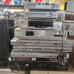 LOTE 312 - 05 APARELHOS DE DVD, 02 RECEPTORES DIGITAL E 01 VIDEOCASSETE MARCAS E MODELOS DIVERSOS PARA RETIRADA DE PEÇAS. (NO ESTADO) ATENÇÃO! FAZER A VISITAÇÃO ANTES DE ARREMATAR, NÃO SABEMOS SE FUNCIONA. LEILÃO NÃO TEM GARANTIA E NEM DEVOLUÇÃO, SUJEITO A POSSÍVEIS AVARIAS VISÍVEIS/OCULTAS E/OU AUSÊNCIA DE COMPONENTES.