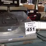 LOTE 451 - 01 TOCA-DISCOS 02 PAINÉIS DE SENHA E 01 CAPACITOR PARA SOM AUTOMOTIVO. (NO ESTADO) ATENÇÃO! FAZER A VISITAÇÃO ANTES DE ARREMATAR, NÃO SABEMOS SE FUNCIONA. LEILÃO NÃO TEM GARANTIA E NEM DEVOLUÇÃO, SUJEITO A POSSÍVEIS AVARIAS VISÍVEIS/OCULTAS E/OU AUSÊNCIA DE COMPONENTES.