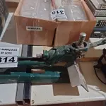 LOTE 314 - 01 GRAMPEADOR PROFISSIONAL. (NO ESTADO) ATENÇÃO! FAZER A VISITAÇÃO ANTES DE ARREMATAR, NÃO SABEMOS SE FUNCIONA. LEILÃO NÃO TEM GARANTIA E NEM DEVOLUÇÃO, SUJEITO A POSSÍVEIS AVARIAS VISÍVEIS/OCULTAS E/OU AUSÊNCIA DE COMPONENTES.