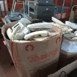 LOTE 293 - 01 LOTE COM VÁRIOS APARELHOS DE TELEFONE MARCAS E MODELOS DIVERSOS. (NO ESTADO) ATENÇÃO! FAZER A VISITAÇÃO ANTES DE ARREMATAR, NÃO SABEMOS SE FUNCIONA. LEILÃO NÃO TEM GARANTIA E NEM DEVOLUÇÃO, SUJEITO A POSSÍVEIS AVARIAS VISÍVEIS/OCULTAS E/OU AUSÊNCIA DE COMPONENTES.