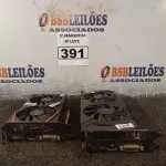 LOTE 391 - 02 PLACAS DE VÍDEO MARCAS E MODELOS DIVERSOS. (NO ESTADO) ATENÇÃO! FAZER A VISITAÇÃO ANTES DE ARREMATAR, NÃO SABEMOS SE FUNCIONA. LEILÃO NÃO TEM GARANTIA E NEM DEVOLUÇÃO, SUJEITO A POSSÍVEIS AVARIAS VISÍVEIS/OCULTAS E/OU AUSÊNCIA DE COMPONENTES.