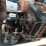 LOTE 414 - 01 MOTOR PARA REFRIGERAÇÃO MARCA ELGIN. (NO ESTADO) ATENÇÃO! FAZER A VISITAÇÃO ANTES DE ARREMATAR, NÃO SABEMOS SE FUNCIONA. LEILÃO NÃO TEM GARANTIA E NEM DEVOLUÇÃO, SUJEITO A POSSÍVEIS AVARIAS VISÍVEIS/OCULTAS E/OU AUSÊNCIA DE COMPONENTES.