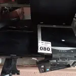 LOTE 080 - 01 CPU E 07 MONITORES MARCAS E MODELOS DIVERSOS PARA RETIRADA DE PEÇAS. (NO ESTADO) ATENÇÃO! FAZER A VISITAÇÃO ANTES DE ARREMATAR, NÃO SABEMOS SE FUNCIONA. LEILÃO NÃO TEM GARANTIA E NEM DEVOLUÇÃO, SUJEITO A POSSÍVEIS AVARIAS VISÍVEIS/OCULTAS E/OU AUSÊNCIA DE COMPONENTES.