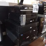 LOTE 178 - 05 CPU’S E 01 MONITOR MARCAS E MODELOS DIVERSOS PARA RETIRADA DE PEÇAS. (NO ESTADO) ATENÇÃO! FAZER A VISITAÇÃO ANTES DE ARREMATAR, NÃO SABEMOS SE FUNCIONA. LEILÃO NÃO TEM GARANTIA E NEM DEVOLUÇÃO, SUJEITO A POSSÍVEIS AVARIAS VISÍVEIS/OCULTAS E/OU AUSÊNCIA DE COMPONENTES.