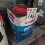 LOTE 143 - 01 LATA DE TINTA IQUINE DIATEX PINTA MAIS FOSCO AVELUDADO 18L NA COR MARACUJÁ. (NO ESTADO) ATENÇÃO! FAZER A VISITAÇÃO ANTES DE ARREMATAR, NÃO SABEMOS SE FUNCIONA. LEILÃO NÃO TEM GARANTIA E NEM DEVOLUÇÃO, SUJEITO A POSSÍVEIS AVARIAS VISÍVEIS/OCULTAS E/OU AUSÊNCIA DE COMPONENTES.