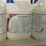 LOTE 170 - 20 LITROS DE CLOROCLEAN, LIMPADOR DESINFETANTE CLORADO PARA INDÚSTRIAS ALIMENTÍCIAS E AFINS. (NO ESTADO) ATENÇÃO! FAZER A VISITAÇÃO ANTES DE ARREMATAR, NÃO SABEMOS SE FUNCIONA. LEILÃO NÃO TEM GARANTIA E NEM DEVOLUÇÃO, SUJEITO A POSSÍVEIS AVARIAS VISÍVEIS/OCULTAS E/OU AUSÊNCIA DE COMPONENTES.