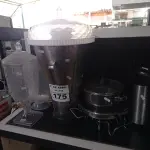 LOTE 175 - 02 CRISTALEIRAS, 01 BOLEIRA, 01 GARRAFA DE CAFÉ, 01 PANELA, 01 FONDUE INCOMPLETO E 01 COPO DE LIQUIDIFICADOR INDUSTRIAL. (NO ESTADO) ATENÇÃO! FAZER A VISITAÇÃO ANTES DE ARREMATAR, NÃO SABEMOS SE FUNCIONA. LEILÃO NÃO TEM GARANTIA E NEM DEVOLUÇÃO, SUJEITO A POSSÍVEIS AVARIAS VISÍVEIS/OCULTAS E/OU AUSÊNCIA DE COMPONENTES.
