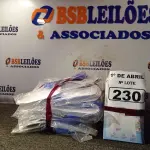 LOTE 230 - 10 MÁSCARAS DE PROTEÇÃO E 06 TERMÔMETROS DIGITAIS. (NO ESTADO) ATENÇÃO! FAZER A VISITAÇÃO ANTES DE ARREMATAR, NÃO SABEMOS SE FUNCIONA. LEILÃO NÃO TEM GARANTIA E NEM DEVOLUÇÃO, SUJEITO A POSSÍVEIS AVARIAS VISÍVEIS/OCULTAS E/OU AUSÊNCIA DE COMPONENTES.