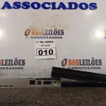 LOTE 010 - 02 PS2 PARA RETIRADA DE PEÇAS. (NO ESTADO) ATENÇÃO! FAZER A VISITAÇÃO ANTES DE ARREMATAR, NÃO SABEMOS SE FUNCIONA. LEILÃO NÃO TEM GARANTIA E NEM DEVOLUÇÃO, SUJEITO A POSSÍVEIS AVARIAS VISÍVEIS/OCULTAS E/OU AUSÊNCIA DE COMPONENTES.