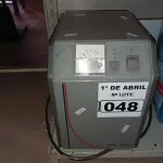 LOTE 048 - 01 AUTOTRANSFORMADOR MODELO KCE 3000. (NO ESTADO) ATENÇÃO! FAZER A VISITAÇÃO ANTES DE ARREMATAR, NÃO SABEMOS SE FUNCIONA. LEILÃO NÃO TEM GARANTIA E NEM DEVOLUÇÃO, SUJEITO A POSSÍVEIS AVARIAS VISÍVEIS/OCULTAS E/OU AUSÊNCIA DE COMPONENTES.