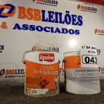 LOTE 043 - 01 GALÃO DE ESMALTE SINTÉTICO IQUINE AZUL DEL REY 3,6L E 01 GALÃO DE COMPLEMENTO NIVELADOR PARA MADEIRA FUNDO BRANCO FOSCO 3,6. (NO ESTADO) ATENÇÃO! FAZER A VISITAÇÃO ANTES DE ARREMATAR, NÃO SABEMOS SE FUNCIONA. LEILÃO NÃO TEM GARANTIA E NEM DEVOLUÇÃO, SUJEITO A POSSÍVEIS AVARIAS VISÍVEIS/OCULTAS E/OU AUSÊNCIA DE COMPONENTES.