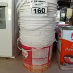 LOTE 160 - 01 LOTE COM VÁRIOS BALDES DE PLÁSTICO. (NO ESTADO) ATENÇÃO! FAZER A VISITAÇÃO ANTES DE ARREMATAR, NÃO SABEMOS SE FUNCIONA. LEILÃO NÃO TEM GARANTIA E NEM DEVOLUÇÃO, SUJEITO A POSSÍVEIS AVARIAS VISÍVEIS/OCULTAS E/OU AUSÊNCIA DE COMPONENTES.