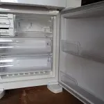 LOTE 027 - 01 REFRIGERADOR BRASTEMP INVERSE 220V MODELO: BRE50NBBNABO. (REFRIGERATOR) (NO ESTADO) BF8576D