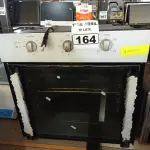 LOTE 164 - 01 FORNO ELÉTRICO DE EMBUTIR. (NO ESTADO) ATENÇÃO! FAZER A VISITAÇÃO ANTES DE ARREMATAR, NÃO SABEMOS SE FUNCIONA. LEILÃO NÃO TEM GARANTIA E NEM DEVOLUÇÃO, SUJEITO A POSSÍVEIS AVARIAS VISÍVEIS/OCULTAS E/OU AUSÊNCIA DE COMPONENTES.
