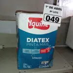 LOTE 049 - 01 LATA DE TINTA IQUINE DIATEX PINTA MAIS 18L FOSCO AVELUDADO NA COR MARFIM. (NO ESTADO) ATENÇÃO! FAZER A VISITAÇÃO ANTES DE ARREMATAR, NÃO SABEMOS SE FUNCIONA. LEILÃO NÃO TEM GARANTIA E NEM DEVOLUÇÃO, SUJEITO A POSSÍVEIS AVARIAS VISÍVEIS/OCULTAS E/OU AUSÊNCIA DE COMPONENTES.