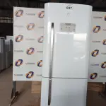 LOTE 037 - 01 REFRIGERADOR ELECTROLUX 220V MODELO: DB53. (REFRIGERATOR) (NO ESTADO) BF8677U