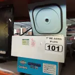 LOTE 101 - 01 CENTRIFUGA PARA LABORATÓRIO. (NO ESTADO) ATENÇÃO! FAZER A VISITAÇÃO ANTES DE ARREMATAR, NÃO SABEMOS SE FUNCIONA. LEILÃO NÃO TEM GARANTIA E NEM DEVOLUÇÃO, SUJEITO A POSSÍVEIS AVARIAS VISÍVEIS/OCULTAS E/OU AUSÊNCIA DE COMPONENTES.