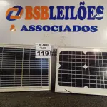 LOTE 119 - 02 PAINÉIS SOLARES 18V 10W. (NO ESTADO) ATENÇÃO! FAZER A VISITAÇÃO ANTES DE ARREMATAR, NÃO SABEMOS SE FUNCIONA. LEILÃO NÃO TEM GARANTIA E NEM DEVOLUÇÃO, SUJEITO A POSSÍVEIS AVARIAS VISÍVEIS/OCULTAS E/OU AUSÊNCIA DE COMPONENTES.