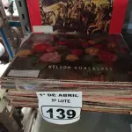 LOTE 139 - 01 LOTE COM VÁRIOS DISCOS DE VINIL. (NO ESTADO) ATENÇÃO! FAZER A VISITAÇÃO ANTES DE ARREMATAR, NÃO SABEMOS SE FUNCIONA. LEILÃO NÃO TEM GARANTIA E NEM DEVOLUÇÃO, SUJEITO A POSSÍVEIS AVARIAS VISÍVEIS/OCULTAS E/OU AUSÊNCIA DE COMPONENTES.
