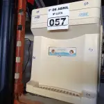 LOTE 057 - BEBEDOURO PARA GARRAFÃO MARCA IBBL. (NO ESTADO) ATENÇÃO! FAZER A VISITAÇÃO ANTES DE ARREMATAR, NÃO SABEMOS SE FUNCIONA. LEILÃO NÃO TEM GARANTIA E NEM DEVOLUÇÃO, SUJEITO A POSSÍVEIS AVARIAS VISÍVEIS/OCULTAS E/OU AUSÊNCIA DE COMPONENTES.