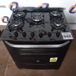 LOTE 042 - 01 FOGÃO 05 BOCAS ELECTROLUX 110/220V. (STOV 5 FLAMES) (NO ESTADO) BF8678P