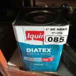 LOTE 085 - 01 LATA DE TINTA IQUINE DIATEX PINTA MAIS 18L FOSCO BASE “P”. (NO ESTADO) ATENÇÃO! FAZER A VISITAÇÃO ANTES DE ARREMATAR, NÃO SABEMOS SE FUNCIONA. LEILÃO NÃO TEM GARANTIA E NEM DEVOLUÇÃO, SUJEITO A POSSÍVEIS AVARIAS VISÍVEIS/OCULTAS E/OU AUSÊNCIA DE COMPONENTES.
