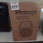 LOTE 177 - 01 CAIXA DE SOM PZ PROPASSIVE MODELO PX-12. (NO ESTADO) ATENÇÃO! FAZER A VISITAÇÃO ANTES DE ARREMATAR, NÃO SABEMOS SE FUNCIONA. LEILÃO NÃO TEM GARANTIA E NEM DEVOLUÇÃO, SUJEITO A POSSÍVEIS AVARIAS VISÍVEIS/OCULTAS E/OU AUSÊNCIA DE COMPONENTES.